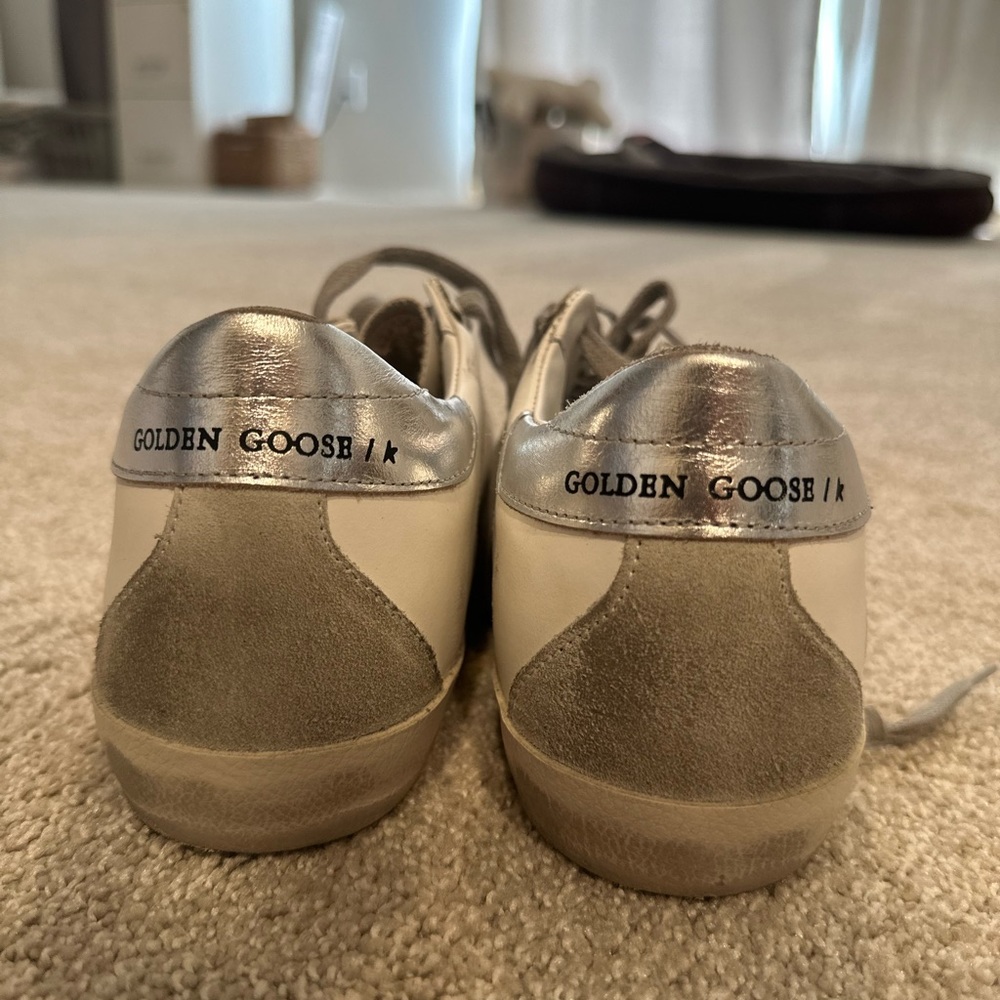 Women’s Super-Star sneakers with silver heel tab and metal stud lettering - Picture 2 of 4